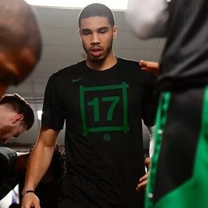 "John Havlicek #17" - 2019 Boston Playoffs, Hype Inspired T-Shirt